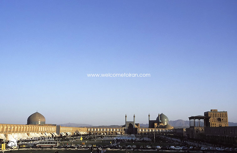 naqsh-e-jahan-square